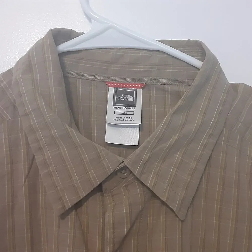 THE NORTH FACE Mens Short Sleeve Casual Beige Button Up Shirt Size L Outdoors